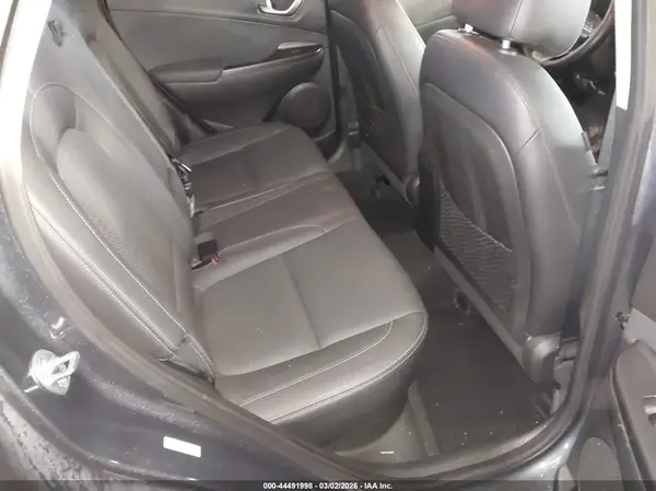 KM8K3CA50JU097654 2018 HYUNDAI KONA - Image 8