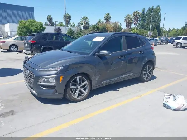 KM8K3CA50JU128210 2018 HYUNDAI KONA - Image 2