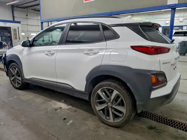 KM8K3CA50MU720078 2021 HYUNDAI KONA - Image 2