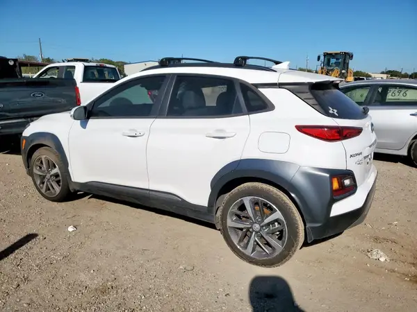 KM8K3CA50MU721022 2021 HYUNDAI KONA - Image 2