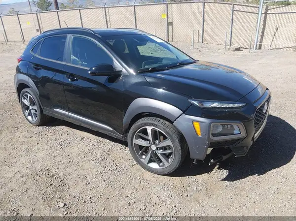 KM8K3CA51JU089899 2018 HYUNDAI KONA - Image 1