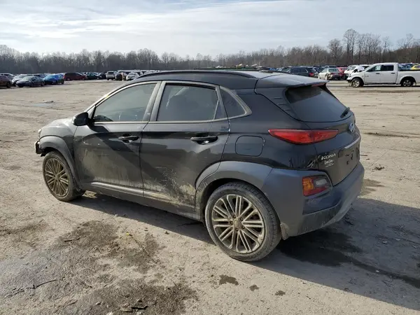 KM8K3CA51JU109388 2018 HYUNDAI KONA - Image 2