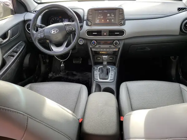 KM8K3CA51JU109388 2018 HYUNDAI KONA - Image 8