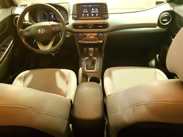 KM8K3CA51JU111416 2018 HYUNDAI KONA - Image 8