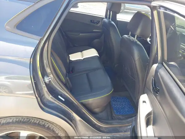 KM8K3CA51JU112078 2018 HYUNDAI KONA - Image 8