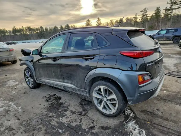 KM8K3CA51JU167808 2018 HYUNDAI KONA - Image 2