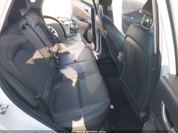 KM8K3CA51LU413291 2020 HYUNDAI KONA - Image 8