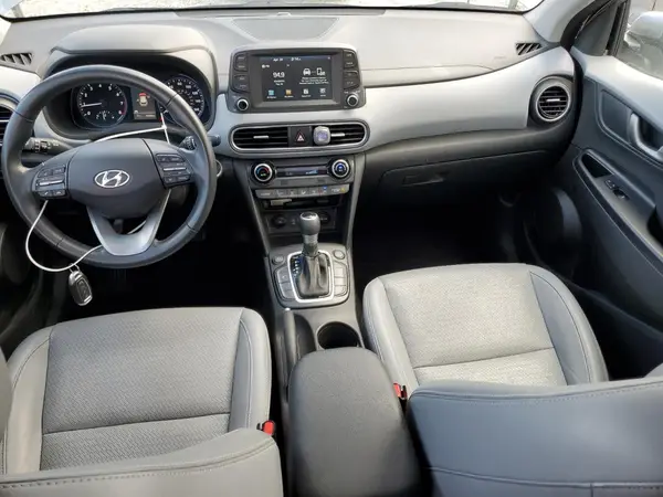 KM8K3CA51MU659243 2021 HYUNDAI KONA - Image 8