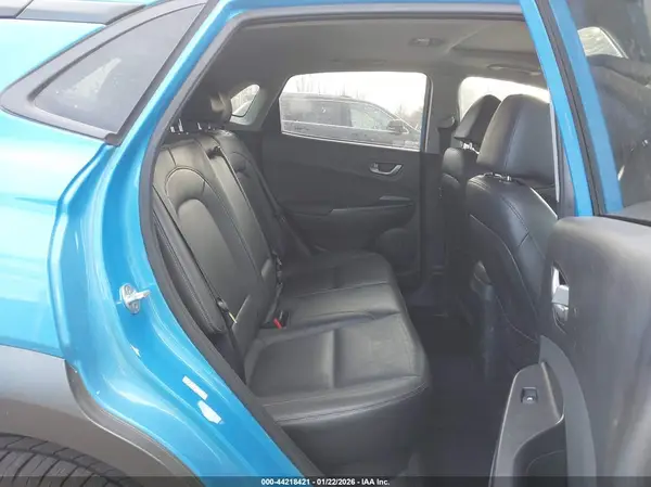 KM8K3CA52JU066793 2018 HYUNDAI KONA - Image 8