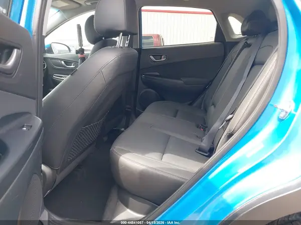 KM8K3CA52JU166246 2018 HYUNDAI KONA - Image 8