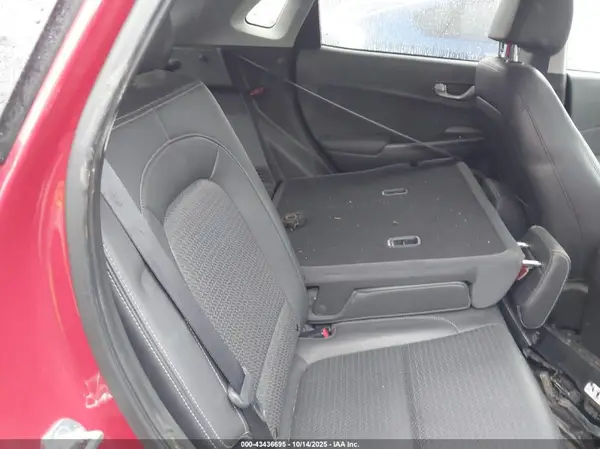 KM8K3CA52JU168126 2018 HYUNDAI KONA - Image 8