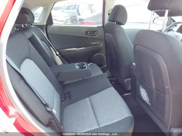 KM8K3CA52KU245711 2019 HYUNDAI KONA - Image 8
