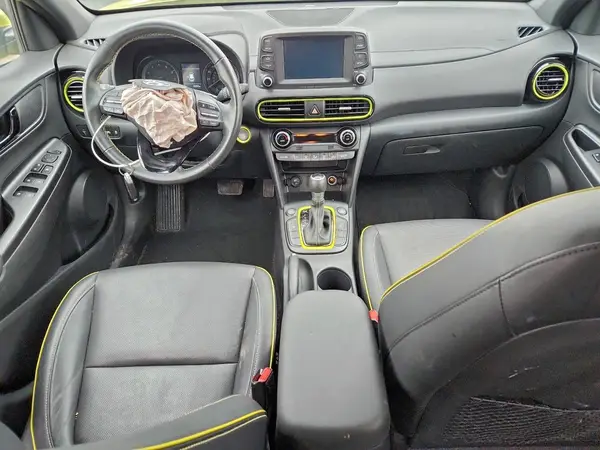 KM8K3CA52KU264520 2019 HYUNDAI KONA - Image 8