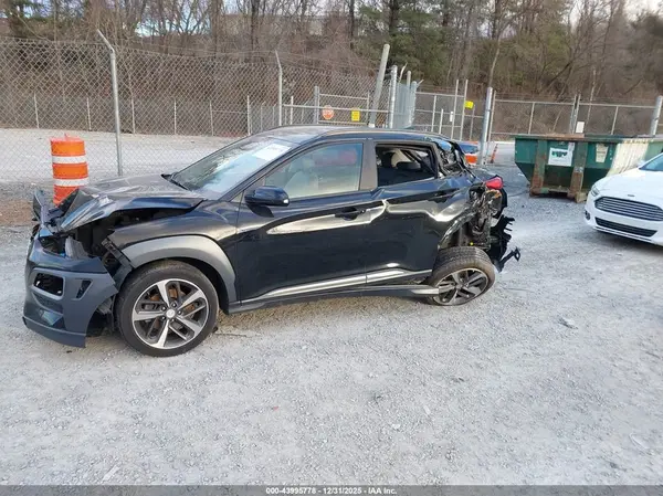 KM8K3CA52LU491028 2020 HYUNDAI KONA - Image 2
