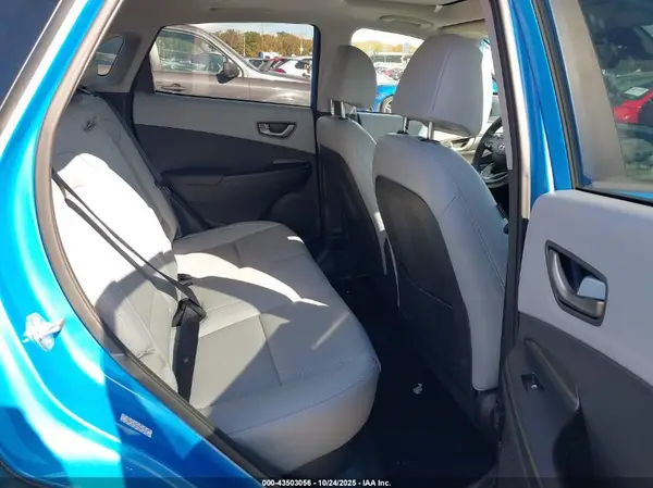 KM8K3CA52MU601173 2021 HYUNDAI KONA - Image 8