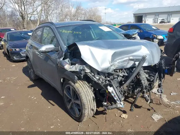 KM8K3CA52MU729266 2021 HYUNDAI KONA - Image 1
