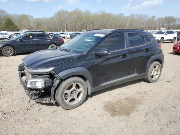 KM8K3CA53JU065510 2018 HYUNDAI KONA - Image 1