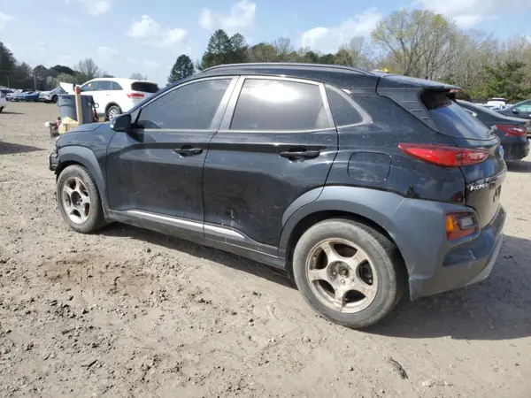 KM8K3CA53JU065510 2018 HYUNDAI KONA - Image 2