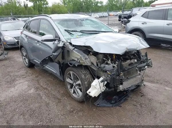 KM8K3CA53MU729261 2021 HYUNDAI KONA - Image 1