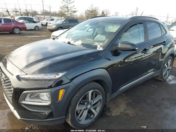 KM8K3CA54JU111152 2018 HYUNDAI KONA - Image 2