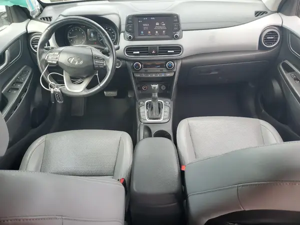KM8K3CA54JU136584 2018 HYUNDAI KONA - Image 8