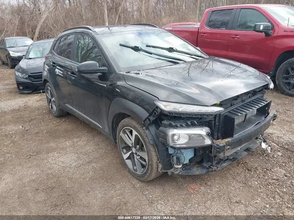 KM8K3CA54JU165227 2018 HYUNDAI KONA - Image 1