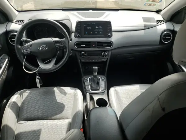 KM8K3CA54KU380320 2019 HYUNDAI KONA - Image 8