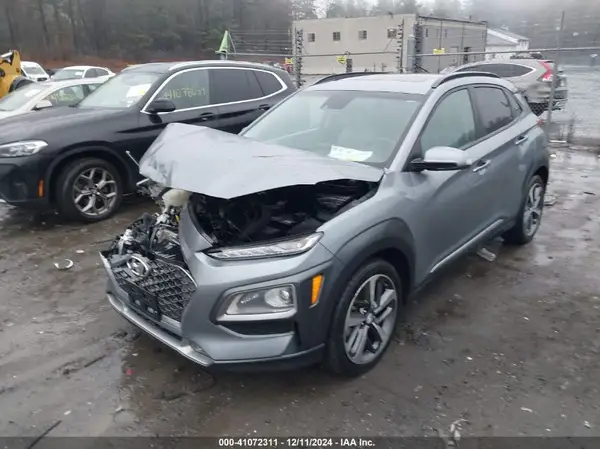 KM8K3CA54LU572628 2020 HYUNDAI KONA - Image 2