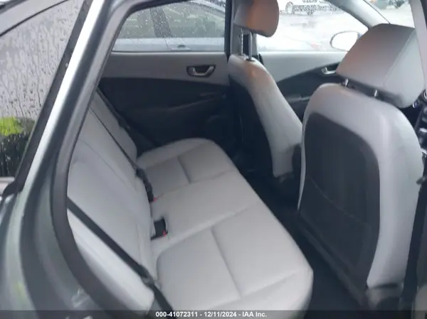 KM8K3CA54LU572628 2020 HYUNDAI KONA - Image 8