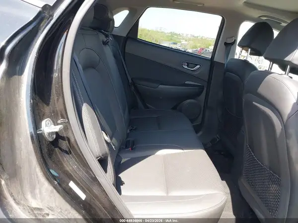 KM8K3CA54MU669622 2021 HYUNDAI KONA - Image 8