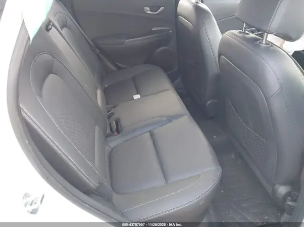KM8K3CA54MU720956 2021 HYUNDAI KONA - Image 8