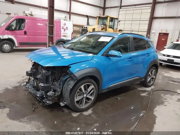 KM8K3CA55JU088433 2018 HYUNDAI KONA - Image 2