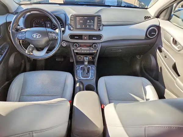KM8K3CA55JU109149 2018 HYUNDAI KONA - Image 8