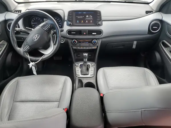 KM8K3CA55JU109426 2018 HYUNDAI KONA - Image 8