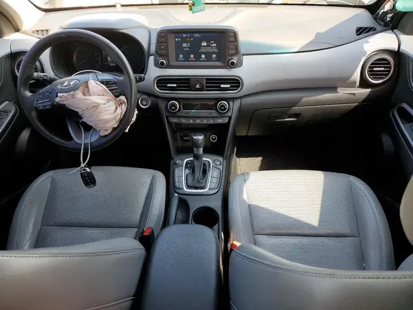 KM8K3CA55JU141339 2018 HYUNDAI KONA - Image 8