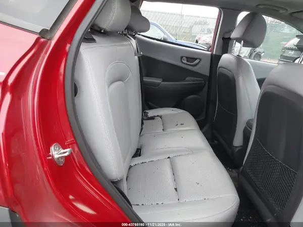 KM8K3CA55KU252054 2019 HYUNDAI KONA - Image 8