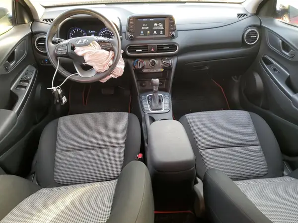 KM8K3CA55LU450165 2020 HYUNDAI KONA - Image 8