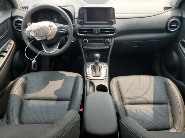 KM8K3CA55MU720805 2021 HYUNDAI KONA - Image 8
