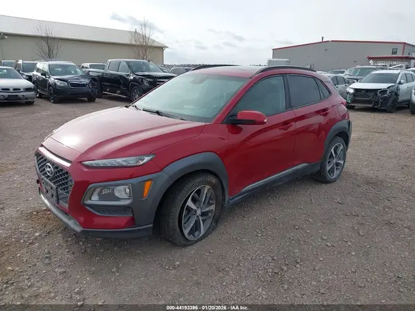 KM8K3CA56JU126221 2018 HYUNDAI KONA - Image 2