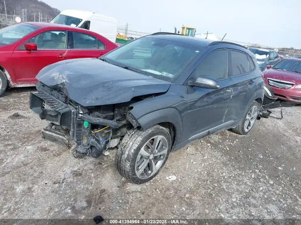 KM8K3CA56JU167738 2018 HYUNDAI KONA - Image 2