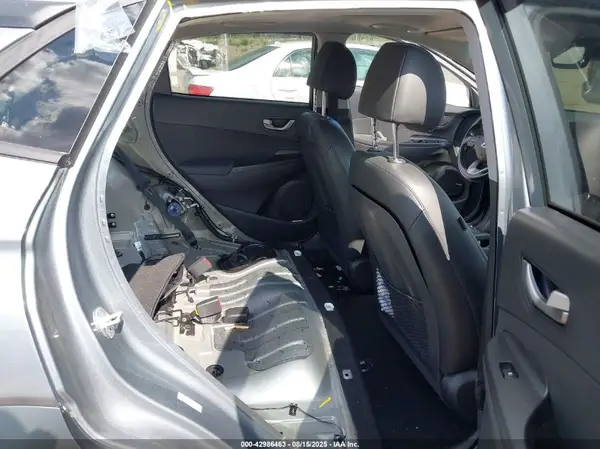 KM8K3CA56LU497432 2020 HYUNDAI KONA - Image 8