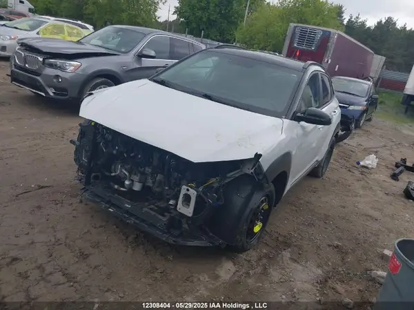 KM8K3CA56LU580746 2020 HYUNDAI KONA - Image 2