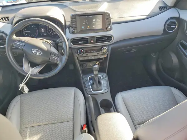 KM8K3CA56LU590869 2020 HYUNDAI KONA - Image 8