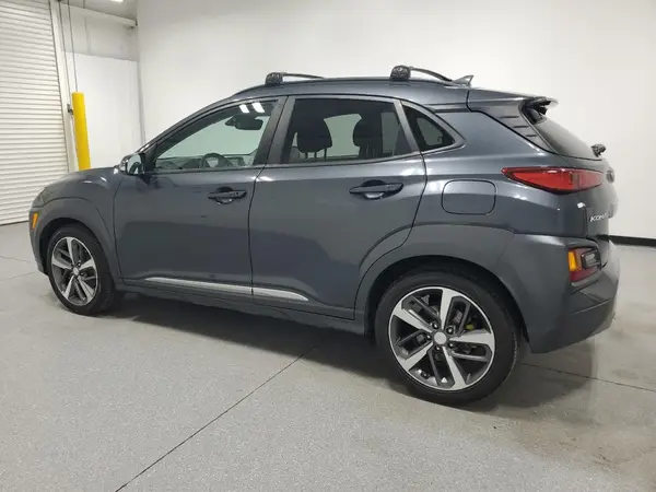 KM8K3CA56MU599010 2021 HYUNDAI KONA - Image 2