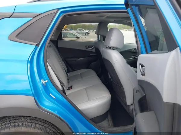 KM8K3CA56MU609390 2021 HYUNDAI KONA - Image 8