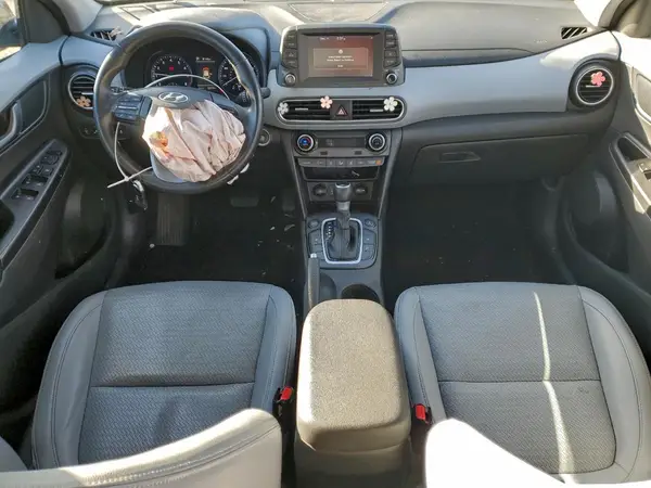KM8K3CA56MU691900 2021 HYUNDAI KONA - Image 8