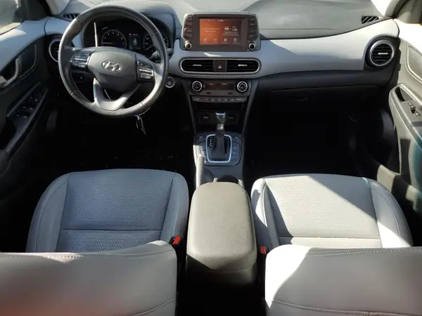KM8K3CA57JU168686 2018 HYUNDAI KONA - Image 8