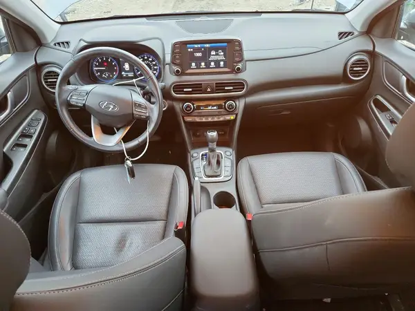 KM8K3CA57LU411769 2020 HYUNDAI KONA - Image 8