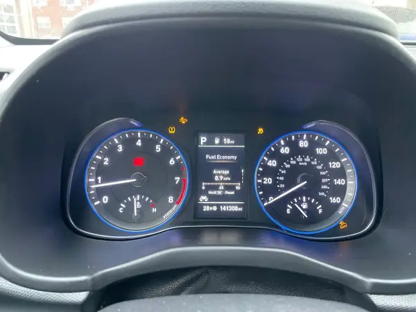 KM8K3CA57MU685975 2021 HYUNDAI KONA - Image 8