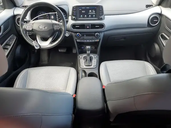 KM8K3CA57MU688925 2021 HYUNDAI KONA - Image 8